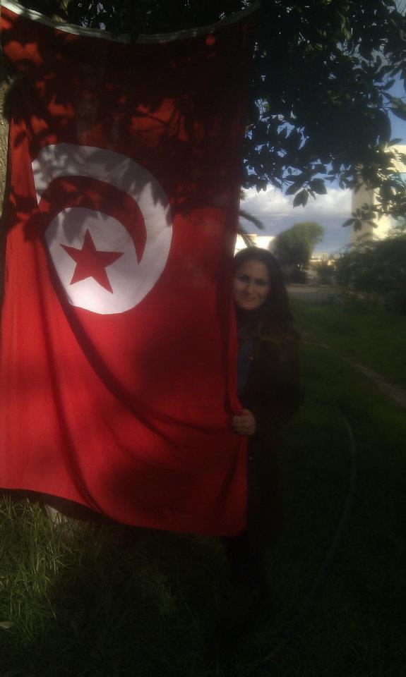 avec drapeau de la Tunisie