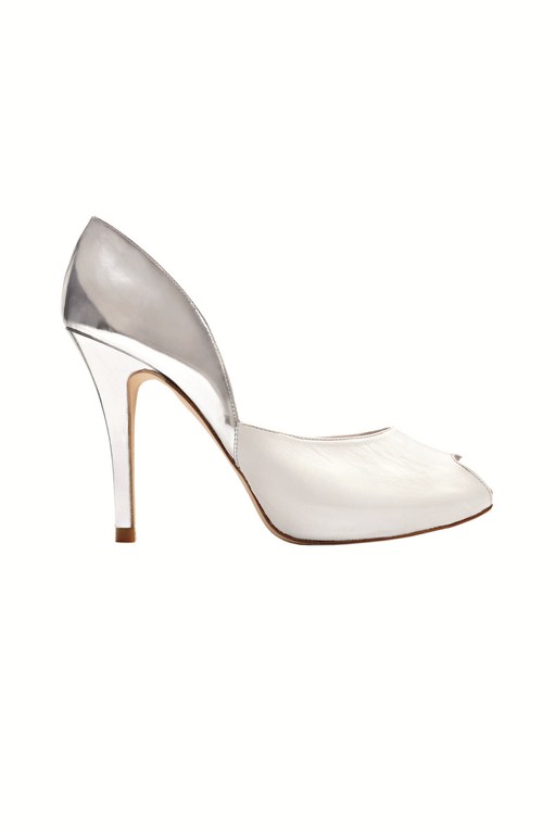 Minna-Parikka-Heartbeat-pump-white-silver2 (Copier)