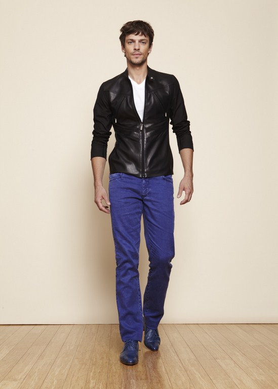 Silhouettes 17-02 (Copier)