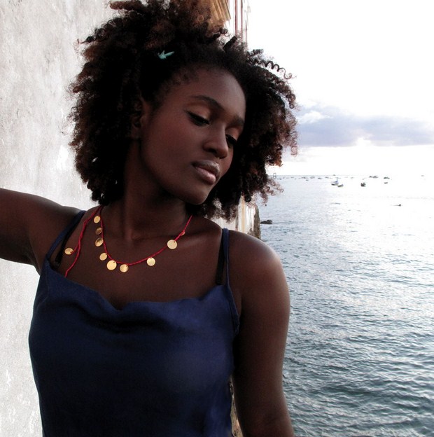 web_indigena-2012-blingnecklace (Copier)