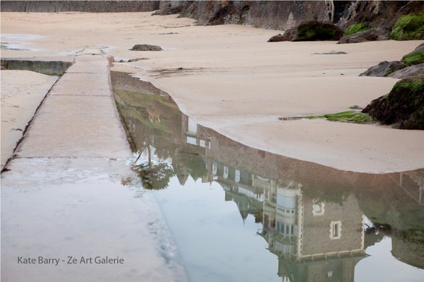 Kate Barry-Ze Art Galerie- Maison dans l'eau - ZAG (Copier)