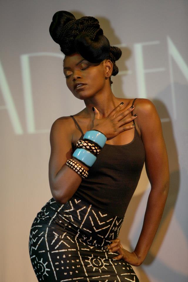 47527_472868106090588_2077061608_n