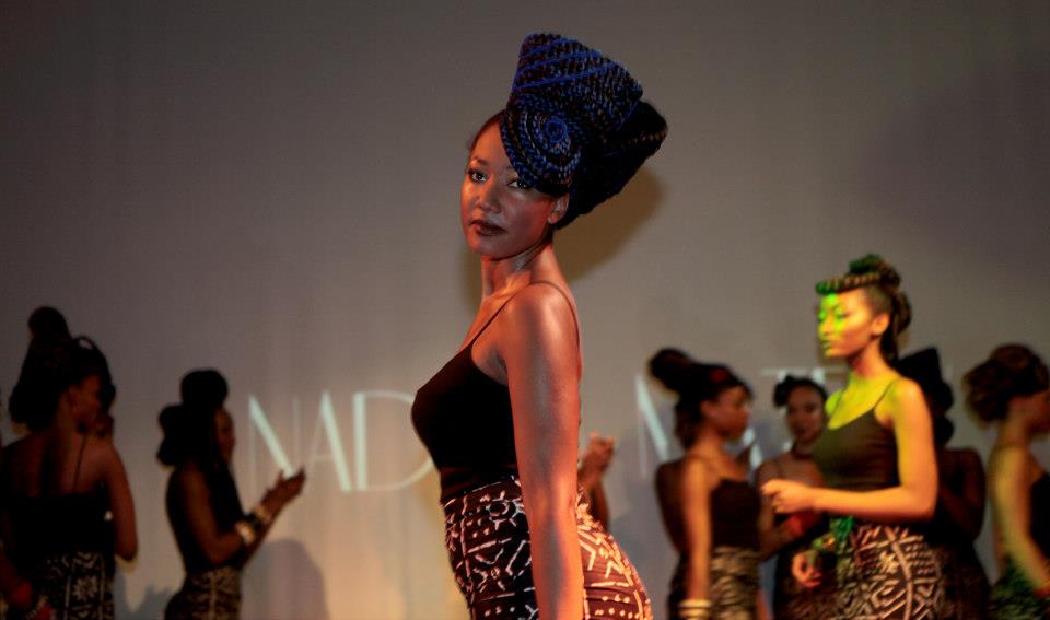 644043_472870896090309_815278881_n