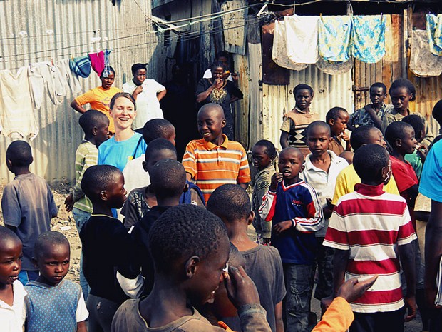 Lindsay-at-opening-celebration-for-new-sanitation-franchise (Copier)