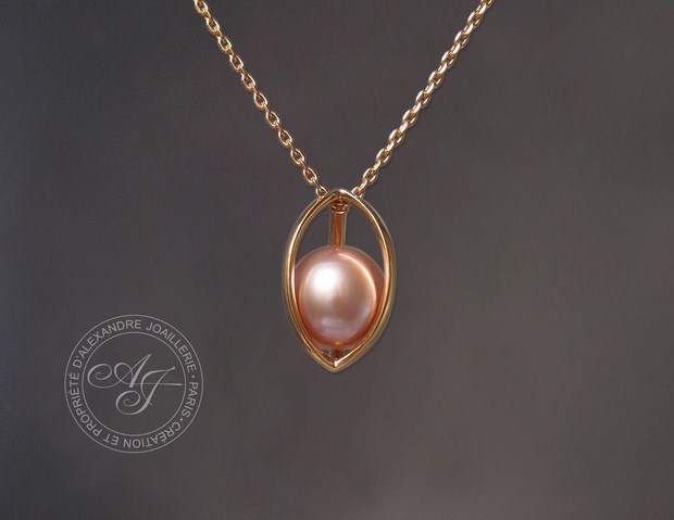 Pendentif OSIRIS or jaune perle violette (Copier)