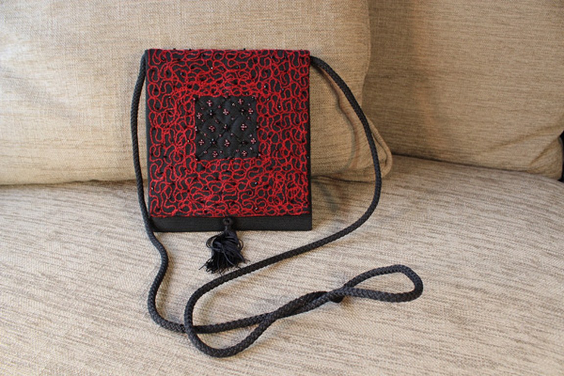 sacs brodés (Copier)