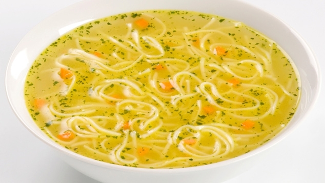 Bouillon-de-poulet-aux-vermicelles_16_9_extra_large