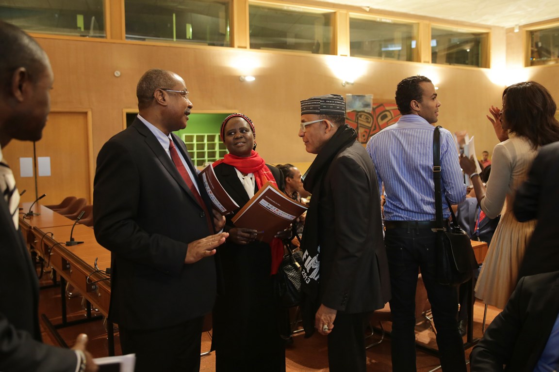 FIMA PRESS CONFERENCE AT UNESCO, PHOTO COURTESY OF UNITED FASHION FOR PEACE COPYRIGHT GABRIELLE BIRNHOLZ 9W5A0800 (Copier)