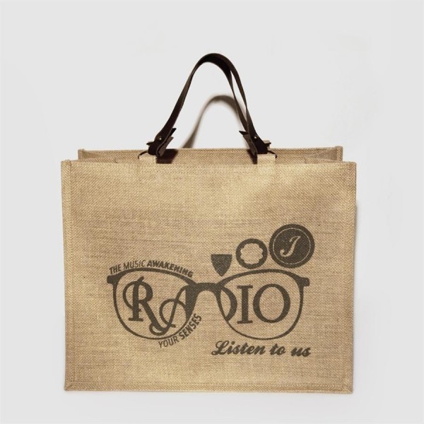 Sac-Jovens-Listen-to-Us-600x600