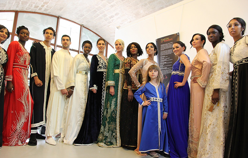 Les Silhouettes Naima Abed Caftans Maroc. Caravane Fashion for Freedom UFFP Ithemba au Viaduc des Arts photo Diane Cazelles UFFP productions