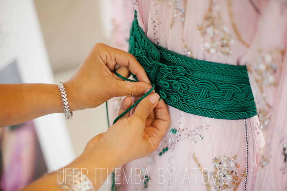 Naima Abed Caftans à l'oeuvre