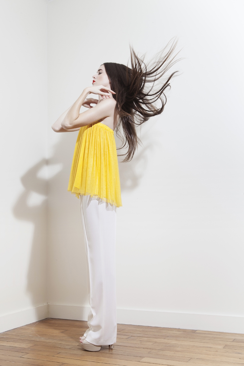 PE2015 Fatima Guerrout -Caraco Suny & pantalon blanc -